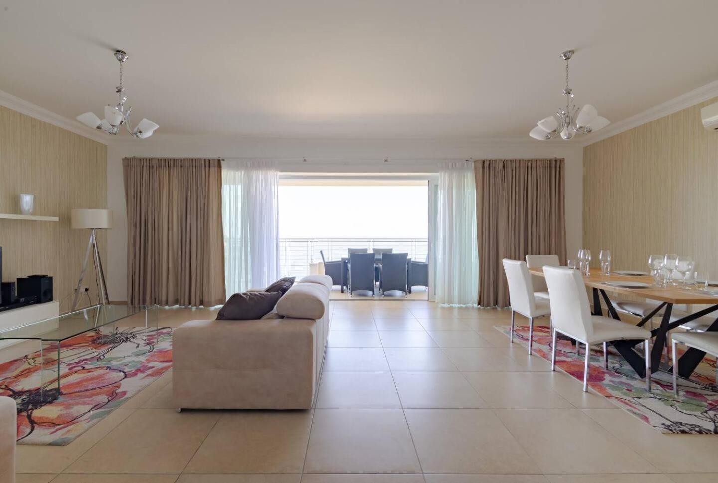 Fort Cambridge Apartments By Homely Sliema Ngoại thất bức ảnh