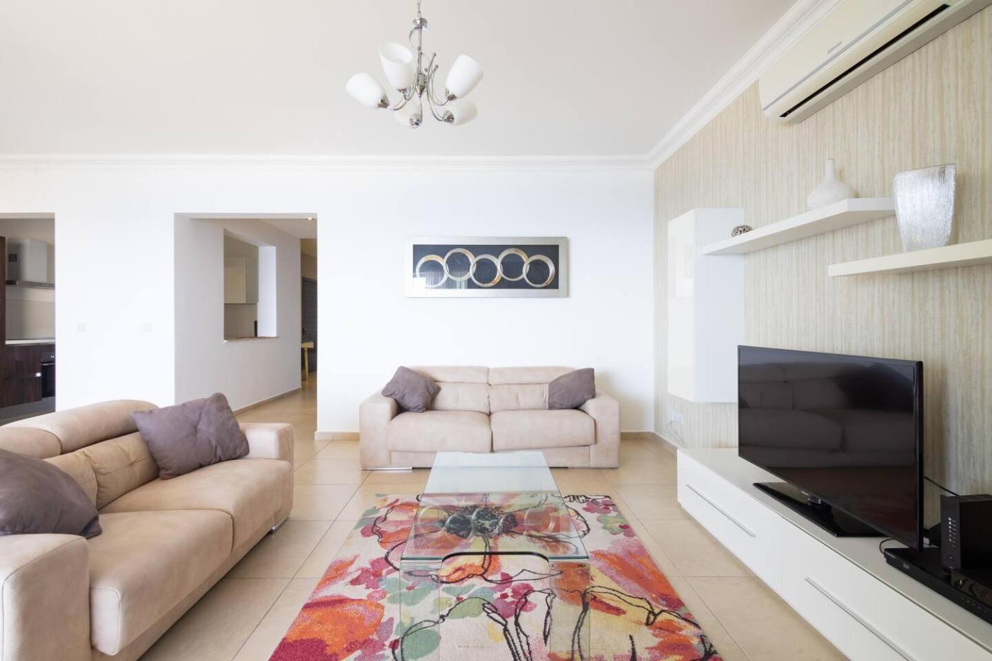 Fort Cambridge Apartments By Homely Sliema Ngoại thất bức ảnh