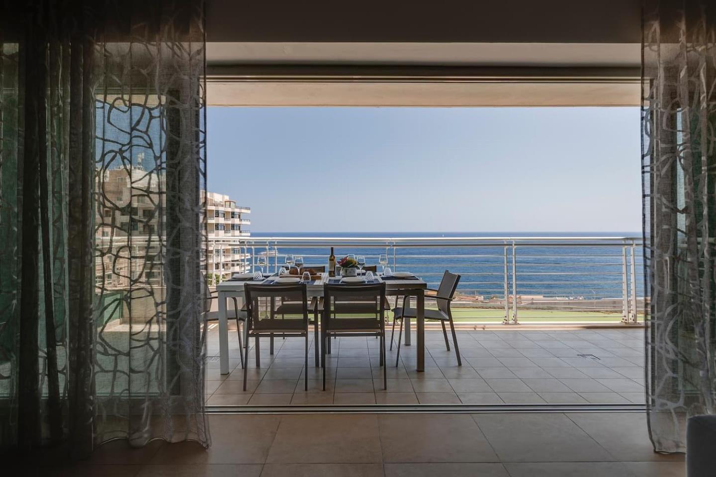 Fort Cambridge Apartments By Homely Sliema Ngoại thất bức ảnh
