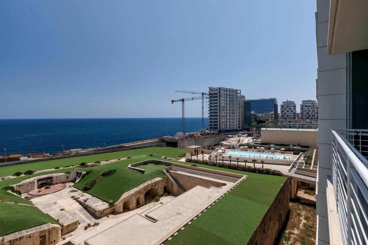 Fort Cambridge Apartments By Homely Sliema Ngoại thất bức ảnh