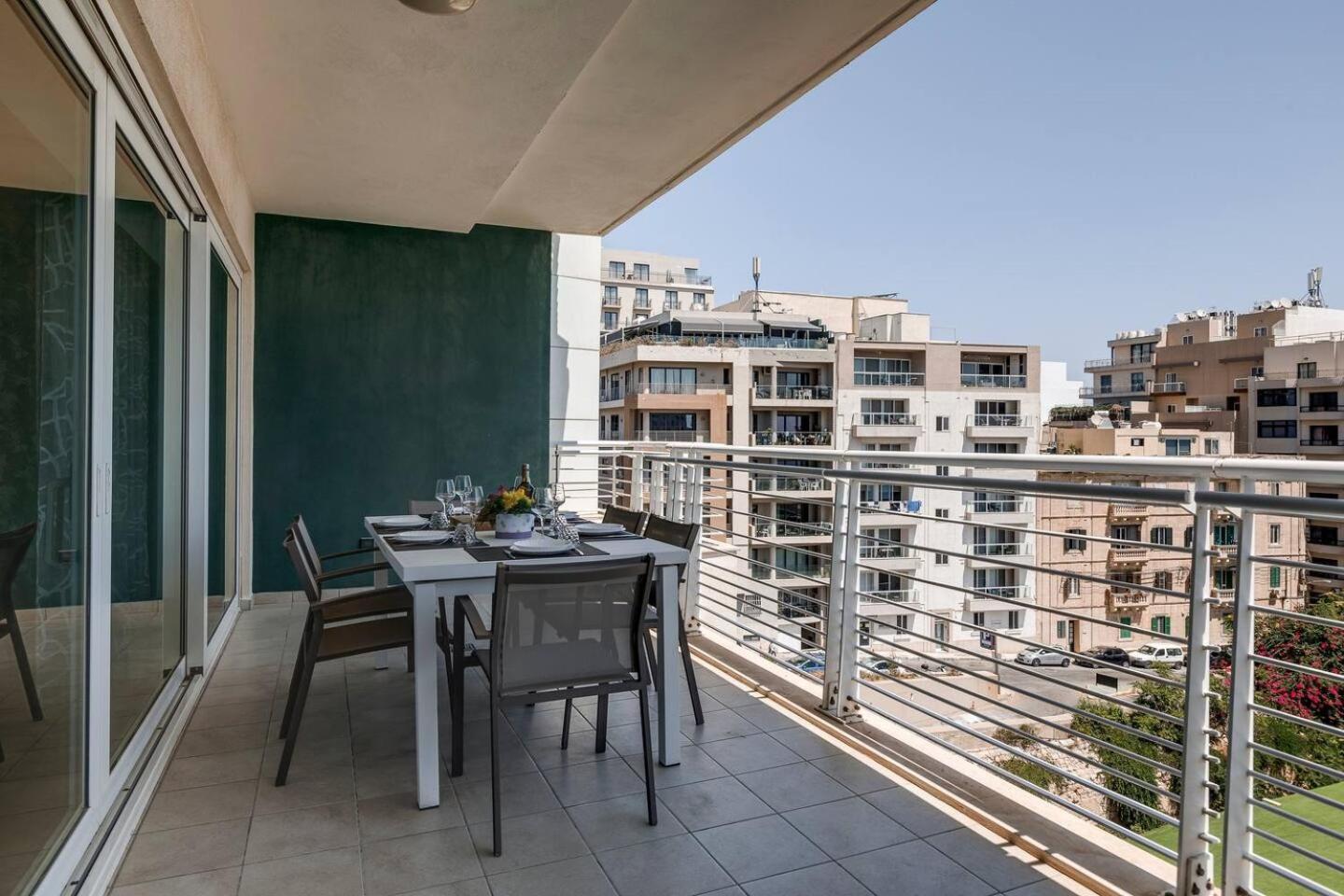 Fort Cambridge Apartments By Homely Sliema Ngoại thất bức ảnh
