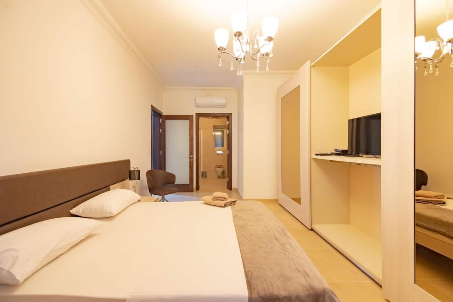 Fort Cambridge Apartments By Homely Sliema Ngoại thất bức ảnh