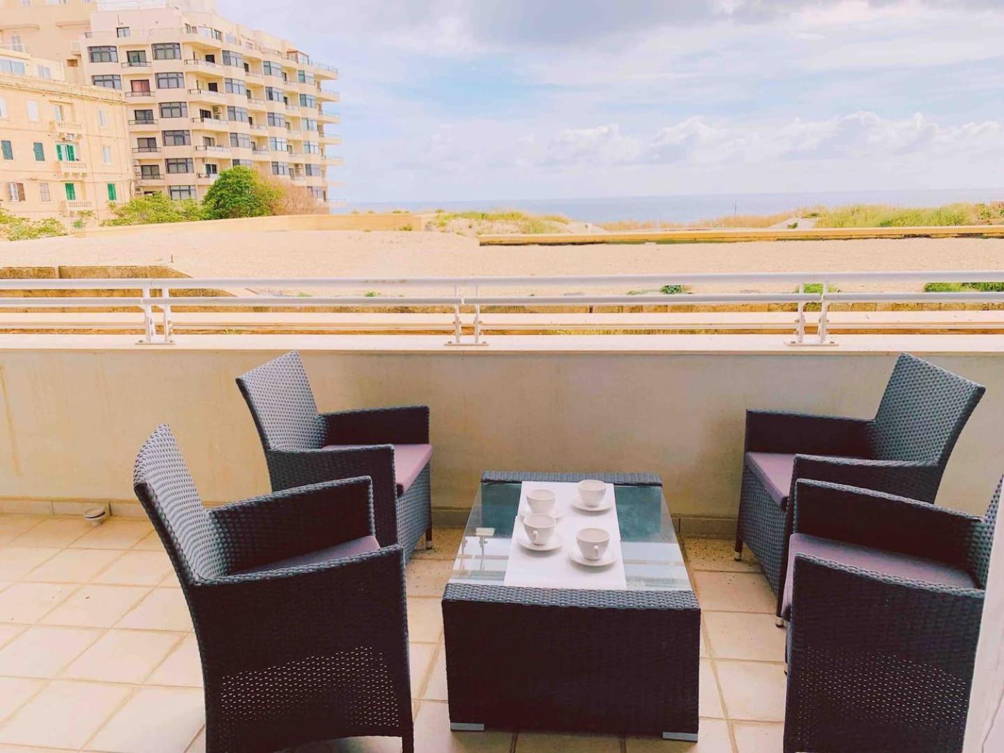 Fort Cambridge Apartments By Homely Sliema Ngoại thất bức ảnh