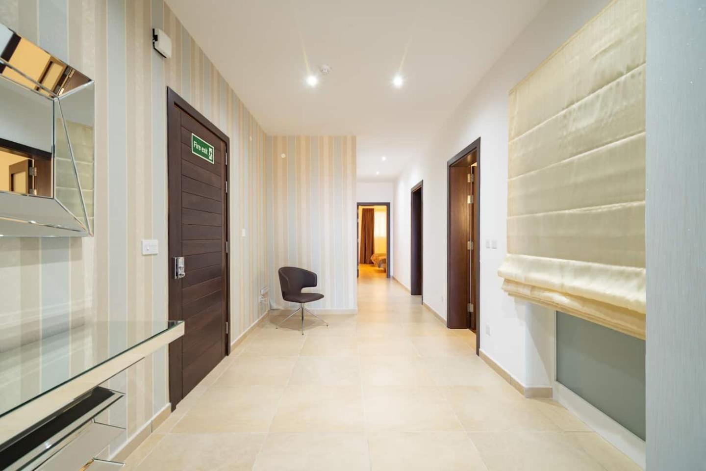 Fort Cambridge Apartments By Homely Sliema Ngoại thất bức ảnh