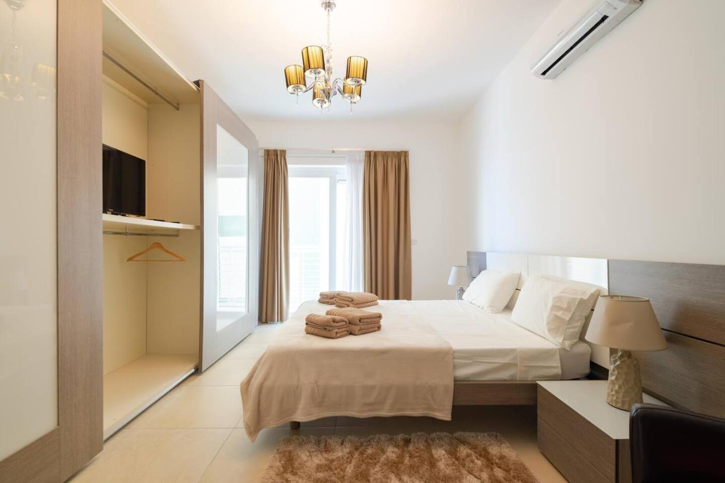Fort Cambridge Apartments By Homely Sliema Ngoại thất bức ảnh